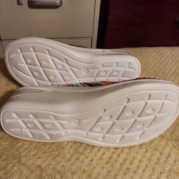 BZees colorful slide sandal - Picture 3 of 6